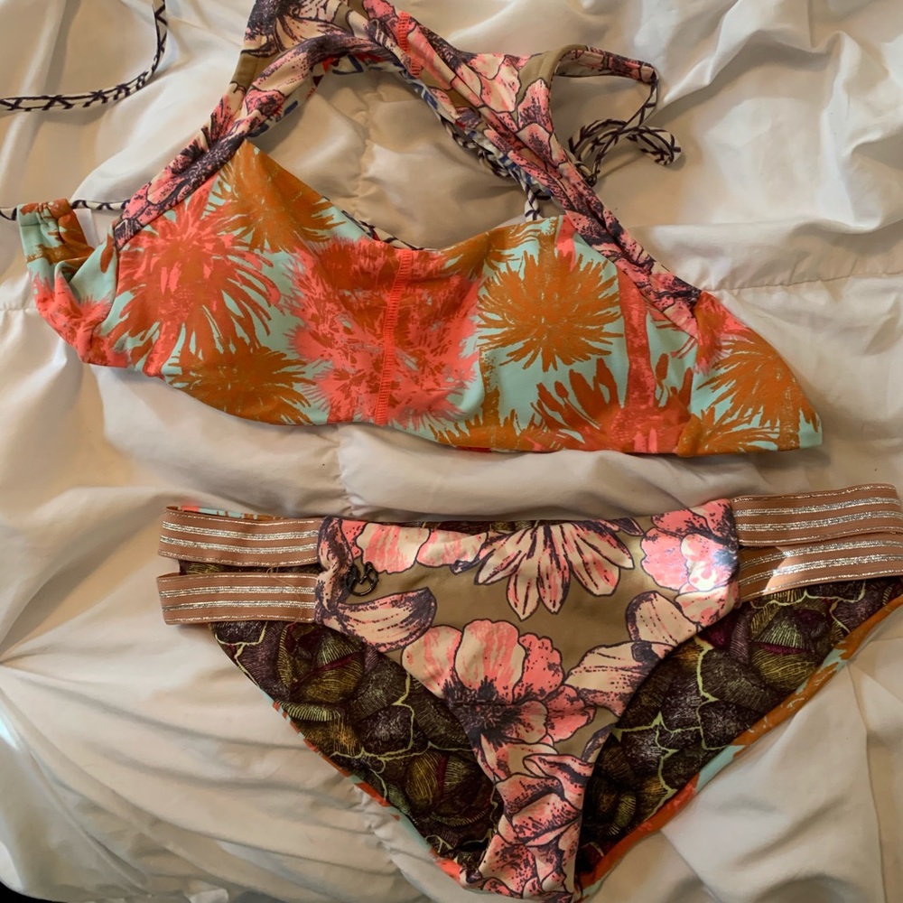 Maaji bikini set!